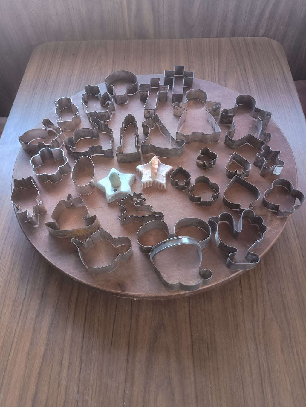 Massive 28-Piece Collection of Vintage & Antique Metal Cookie Cutters - Curated Nostalgia Lot