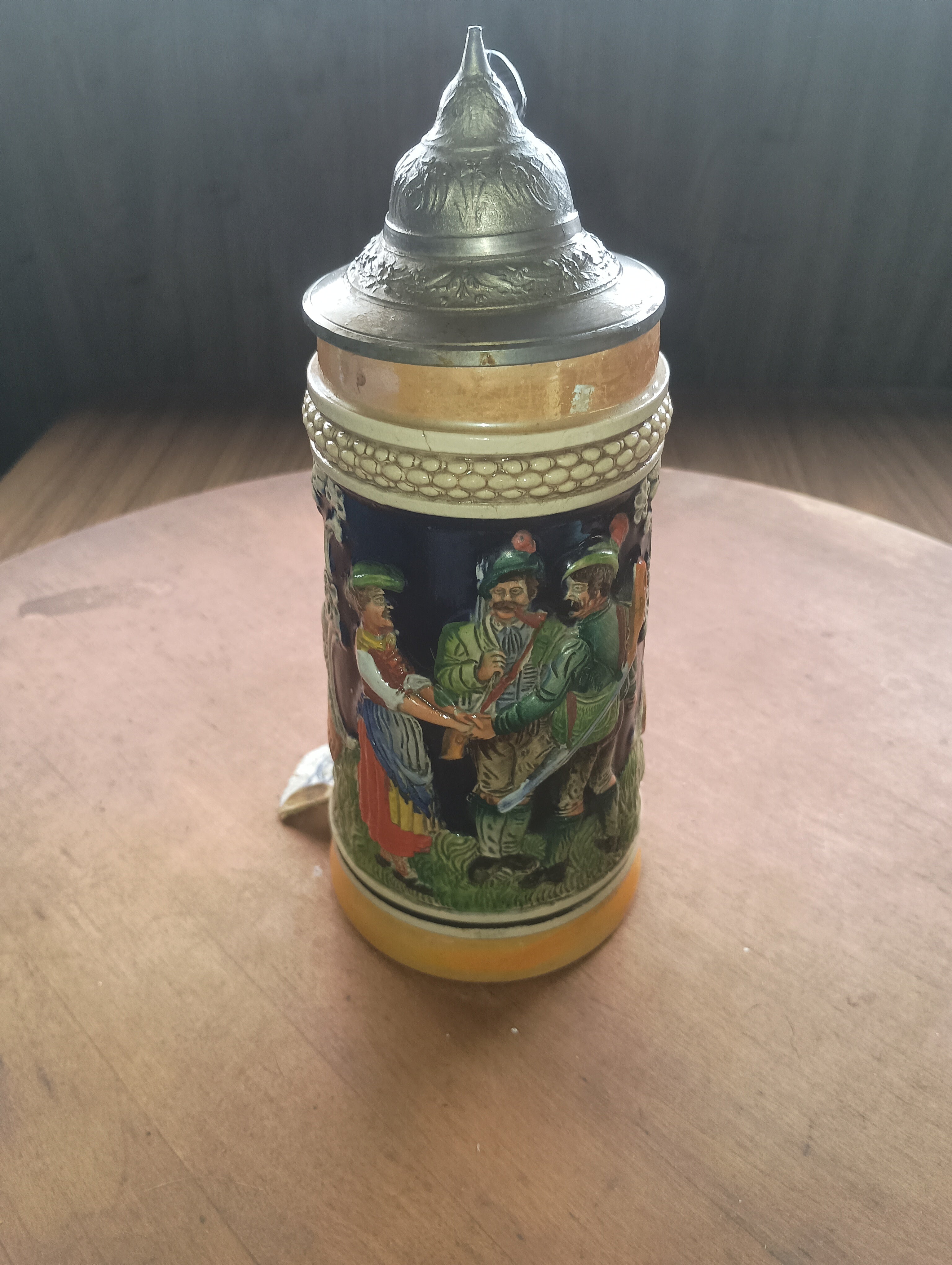 Authentic Gerz "Bier, Lieb u. Lied" Relief Stein with Original Factory Tag