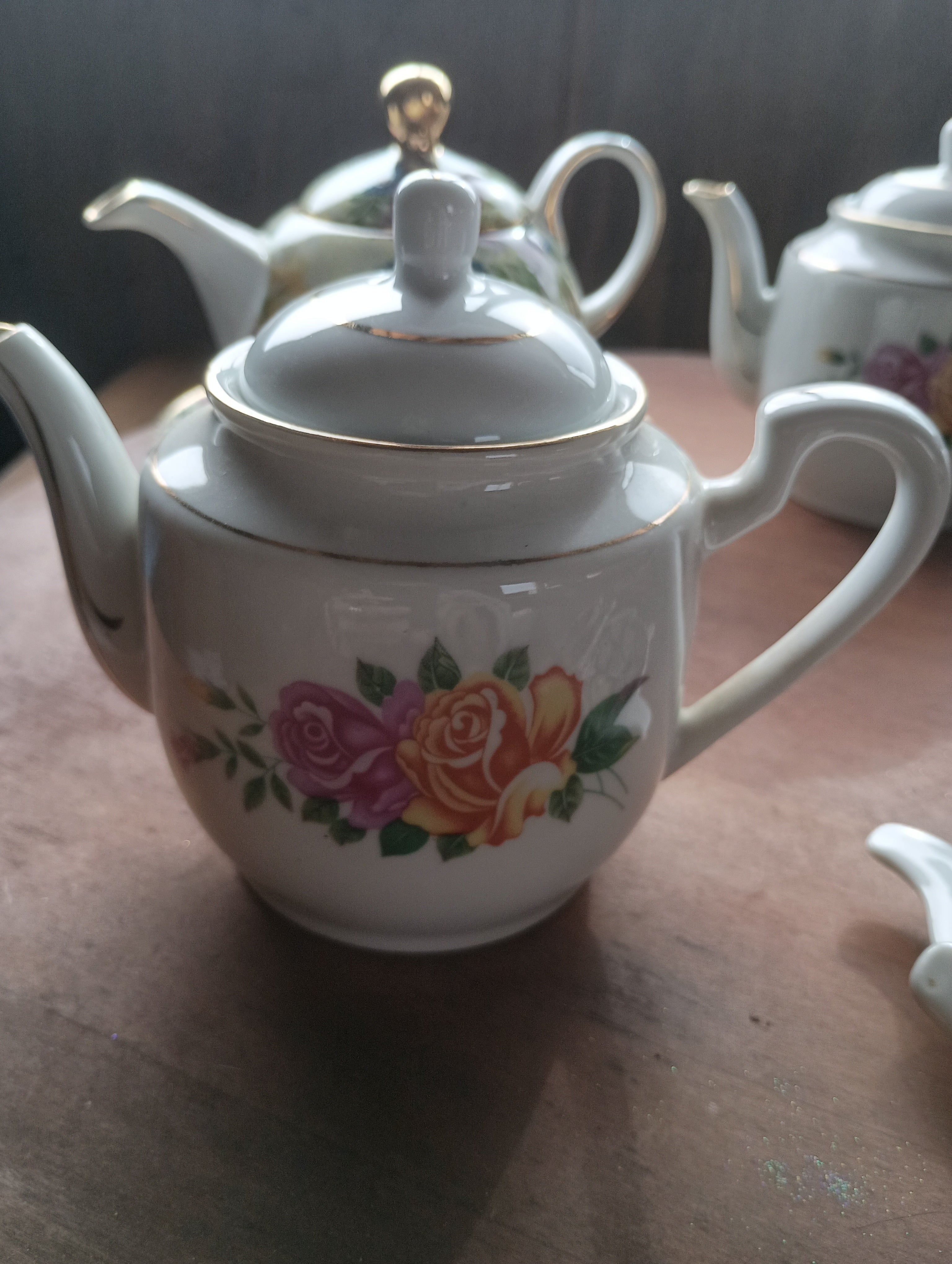 "High Tea & Heritage" Floral Teapot Collection (7 pc)