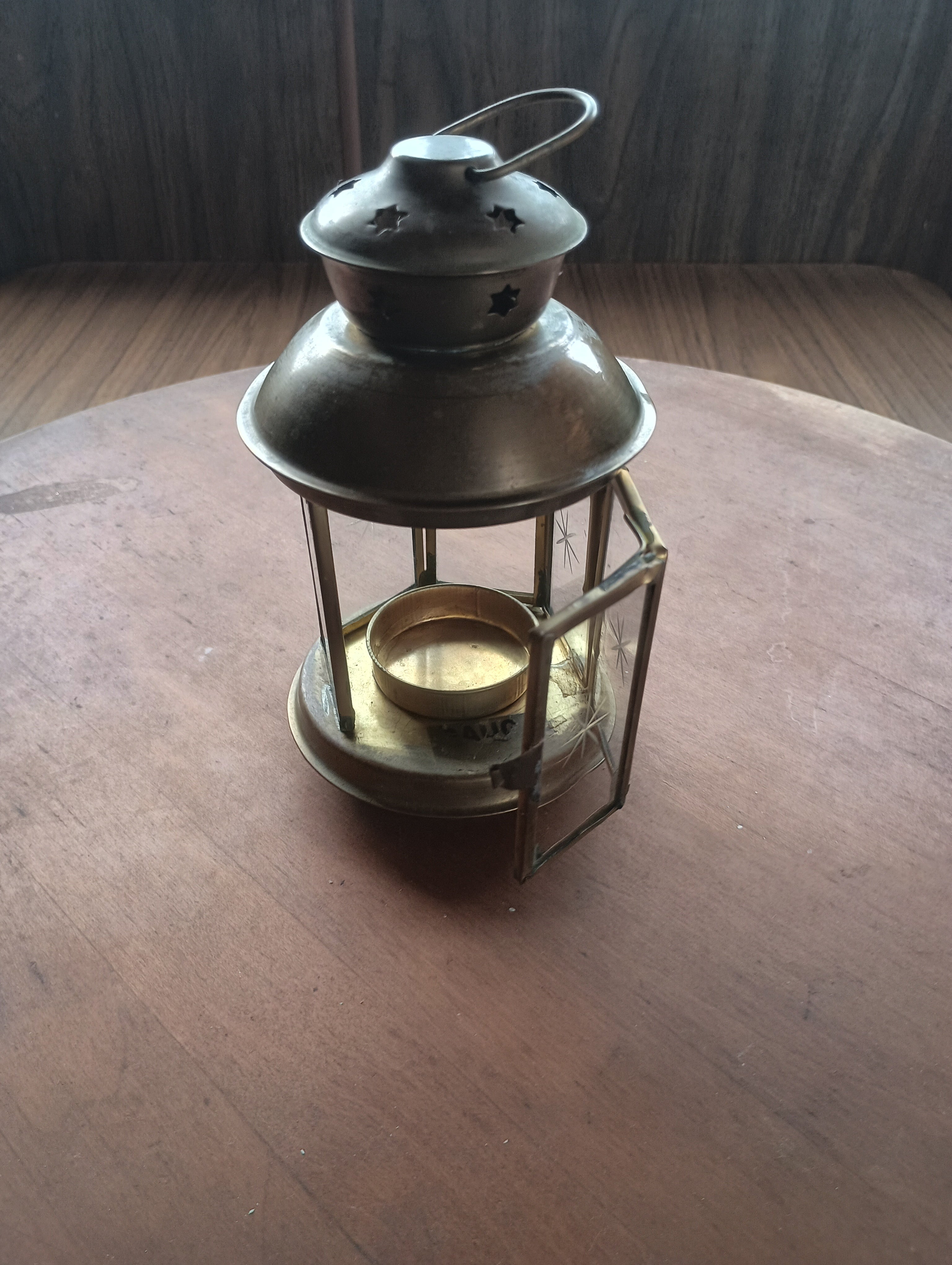 Star-Cutout Lantern