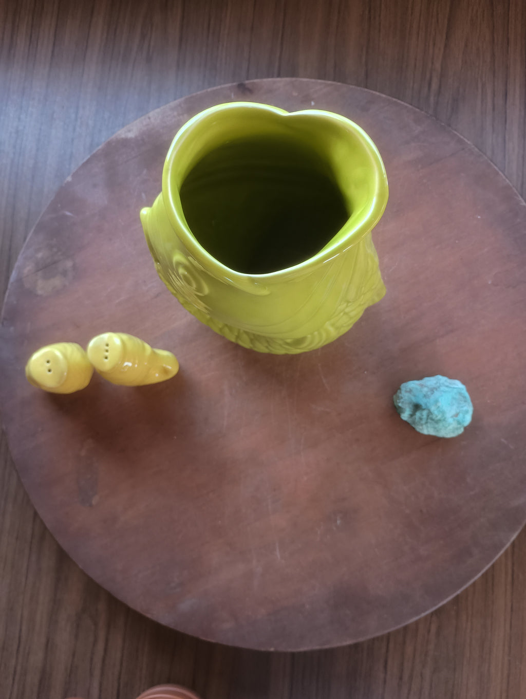 "Bistro Brights" Chartreuse Fish Gluggle Pitcher & Yellow Fish Salt/Pepper Shaker Set