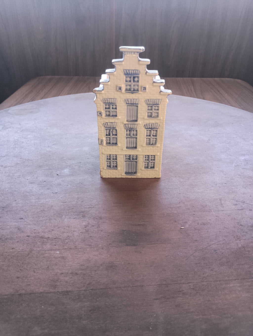 Handpainted Delft Blauw Amsterdam Canal House Planter