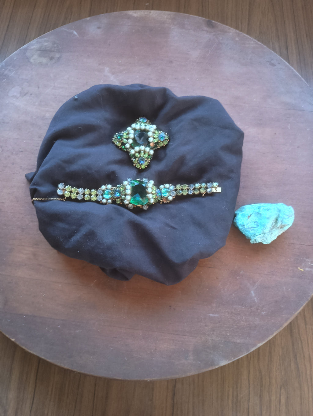 1950s Original by Robert Signed Emerald Rhinestone & Pearl Brooch & Bracelet Set